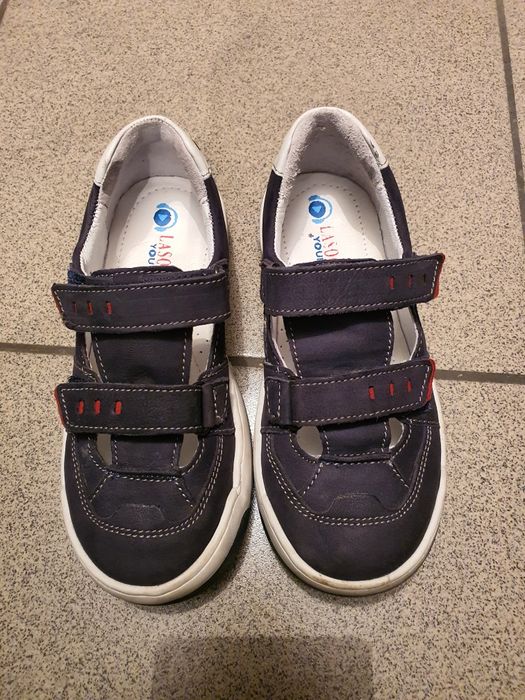 Papucei piele 30 baieti