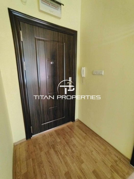 Дава се под наем Двустаен апартамент в Варна, Бриз - 65 кв.м за 613 € - Снимка #11