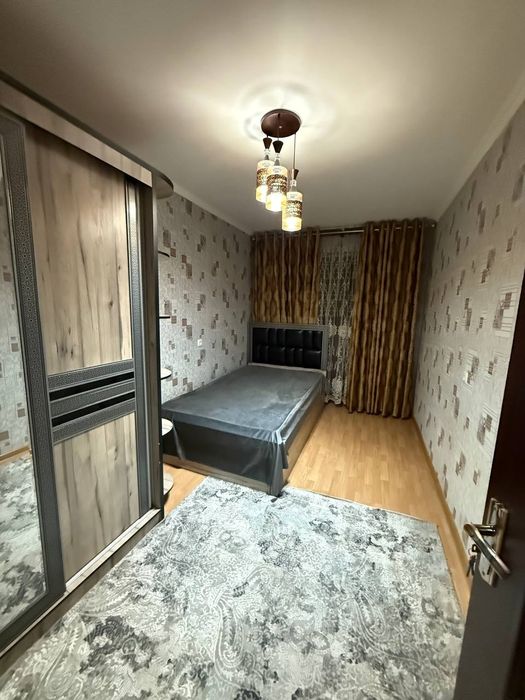 Срочно продаётся 4х комнатная квартира,Беруни,Фреско