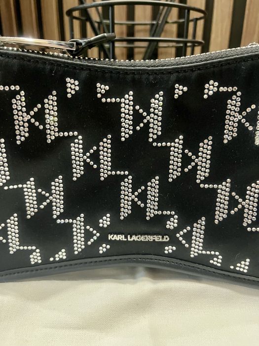 Чантата бижу на KARL LAGERFELD