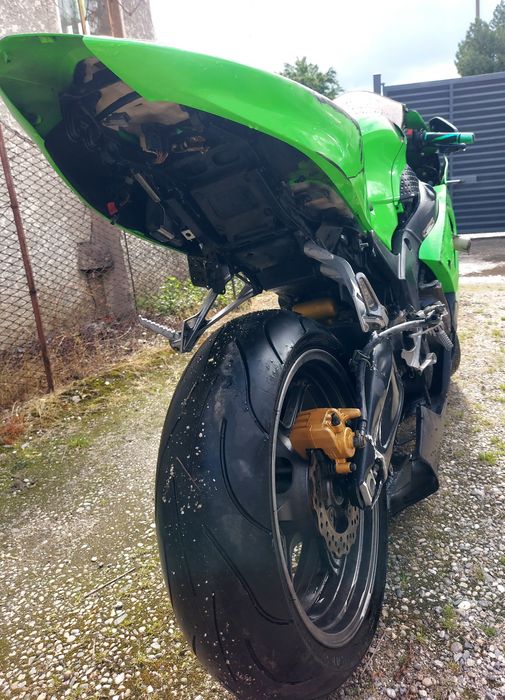 Kawasaki Ninja ZX6-R  636   2005