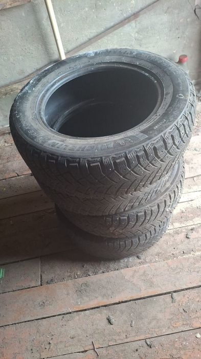 185/65/R 15 Michelin. 1 сезон употребление