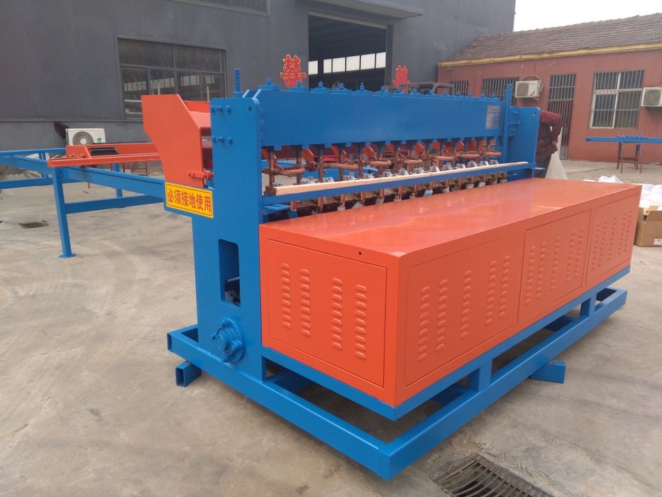 Станок для производства кладочных сетки