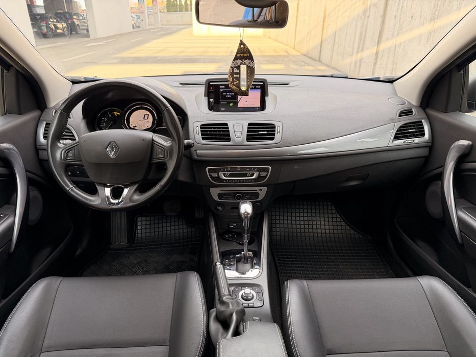 Renault Megane 1.5 diesel /Automat/ Keyless go-Enyry/ Navi