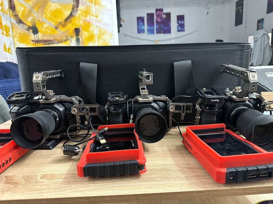 Продам Blackmagicdesign Pocket Cinema Camera 4K линза Sigma 16 mm