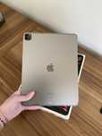 iPad Pro 12.9-Inch 6th Generation / WI-FI + Cellular/ 128 GB / Ca nou