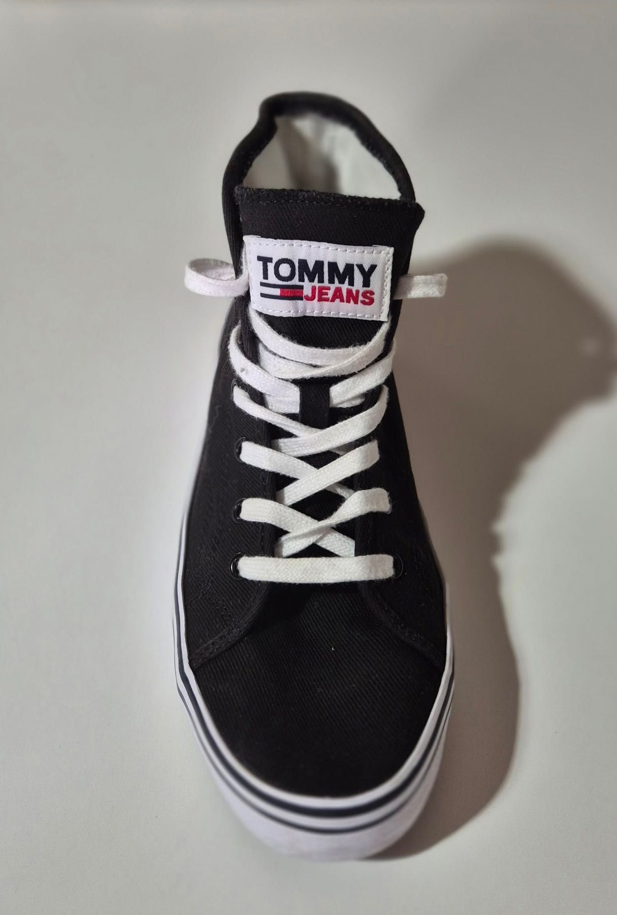 Дамски кецове Tommy Hilfiger Jeans Essential