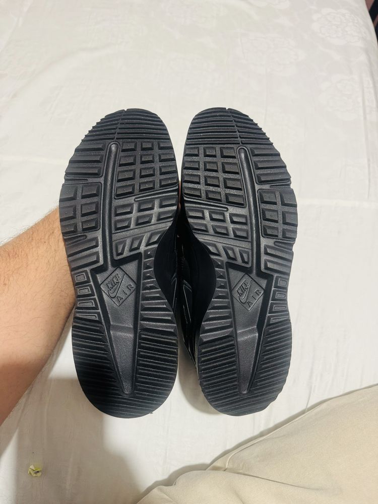 Nike Air Huarache 42.5, New !
