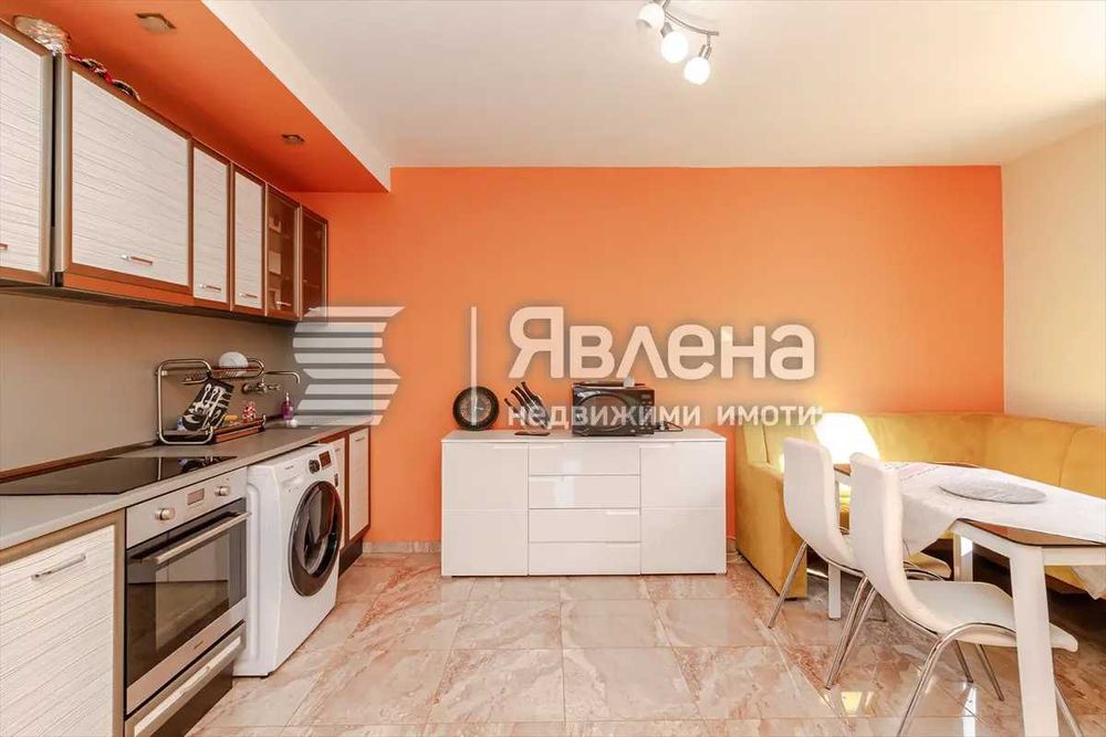 Продава къща, с. Скравена