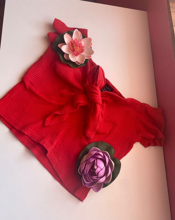 Дамски топове и тениски