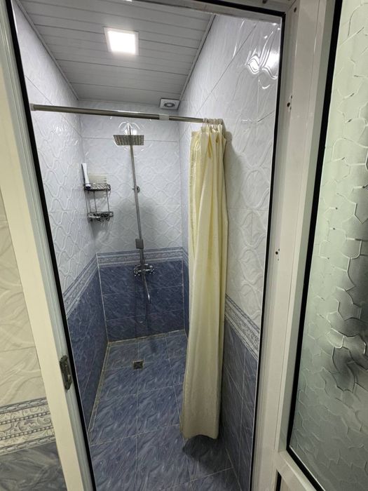 Uy sotiladi Obshiy dvor