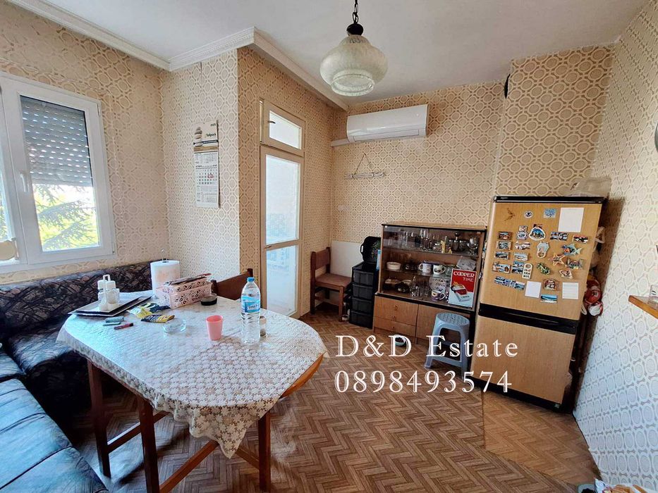 Четиристаен апартамент в Опълченски