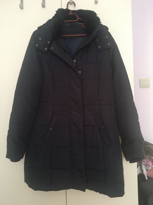 Намалено на 85лв - НОВО зимно палто/яке с качулка