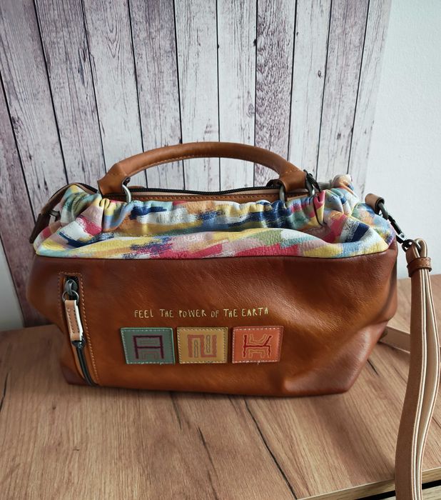 Нова чанта Anekke Menire Magic Souls