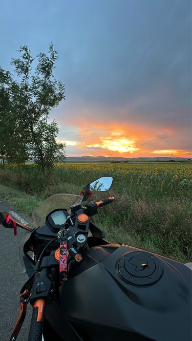 URGENT!! vand ktm rc 125 cc