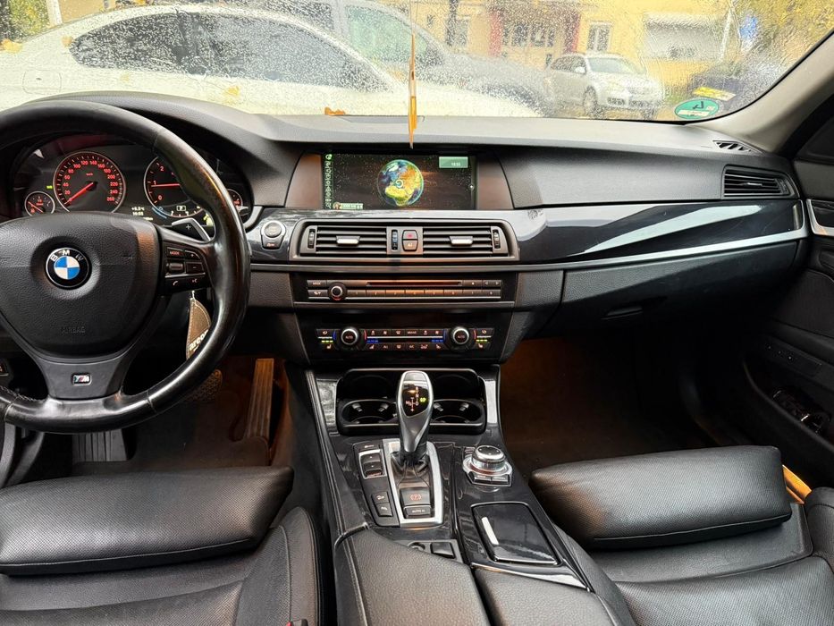 BMW Seria 5 F10 525D 218CP