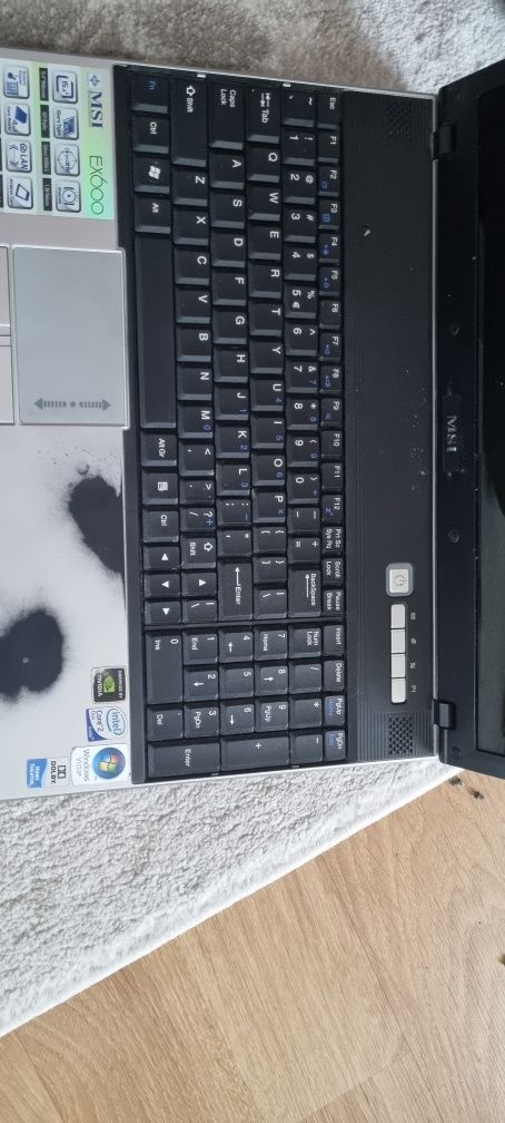 Laptop MSI EX600