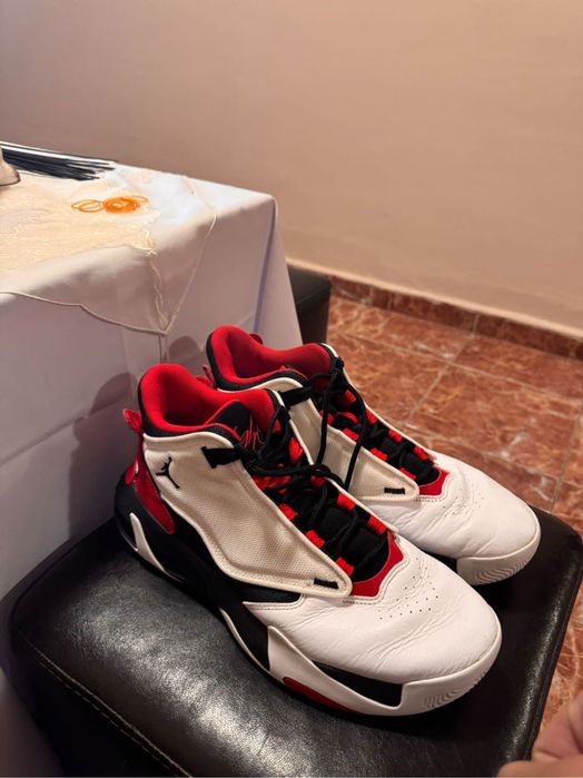 Яке moncer и обувки