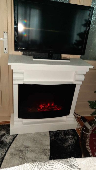 Rama semineu decorativ din polistiren