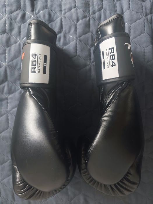 Боксови ръкавици RIVAL