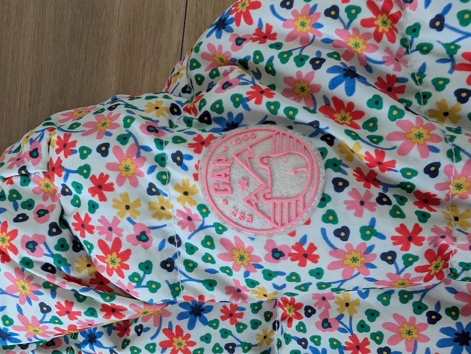 Overall/ combinezon baby GAP 0-6 luni puf și pene