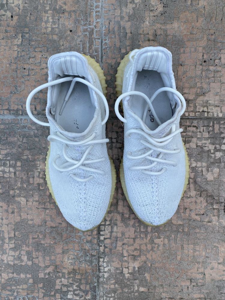 Yeezy 350 V2 Triple White