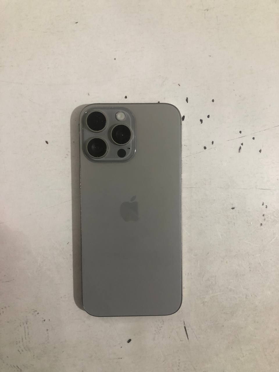 Iphone 16 pro maks 1 ga 1 ishlangani
