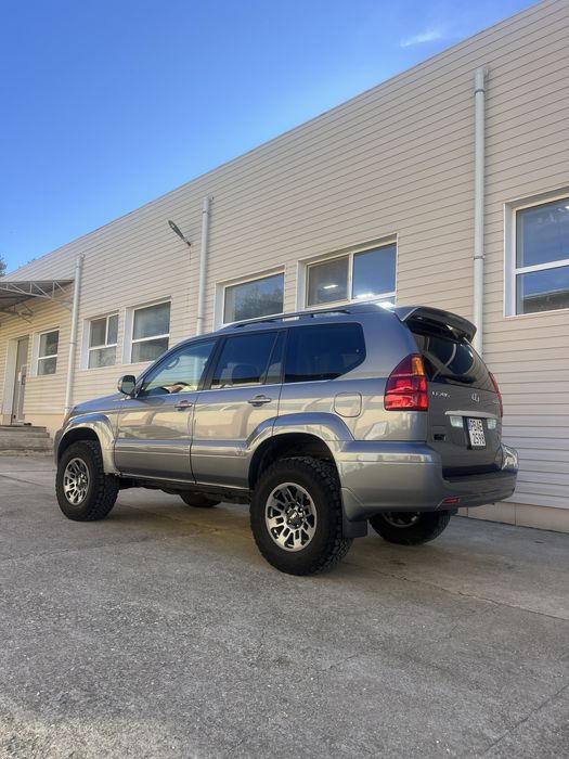 Lexus gx470 , land cruiser v8
