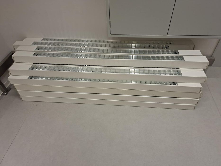 Lumin albe la 2 m de la magazinul Ikea