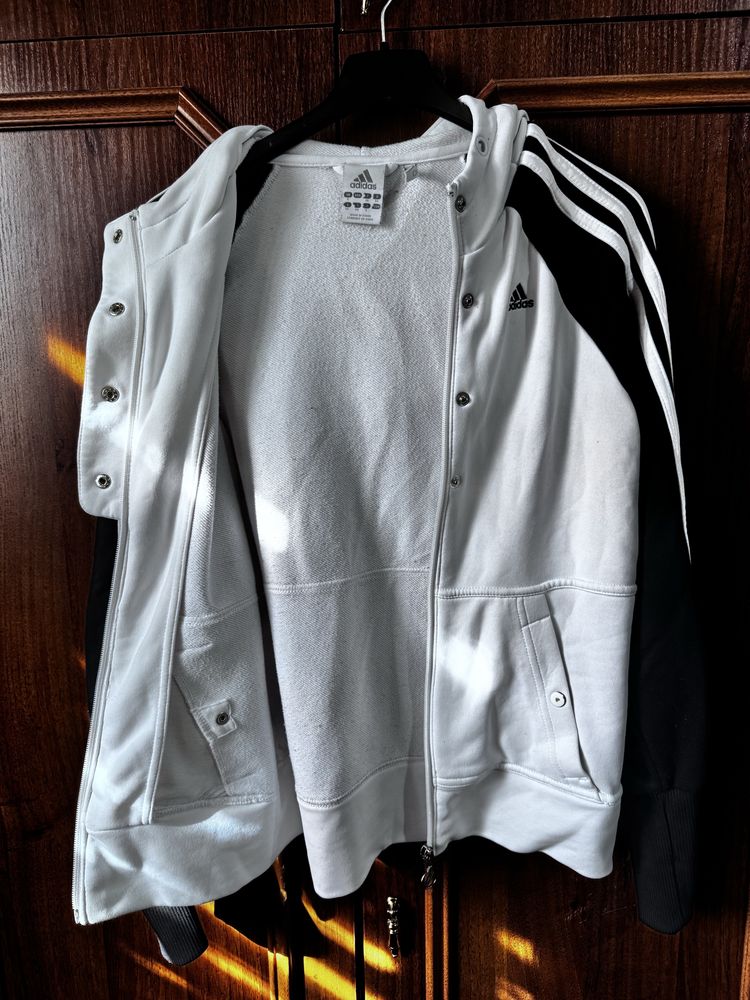 Jacheta sport Adidas cu fermoar si capse