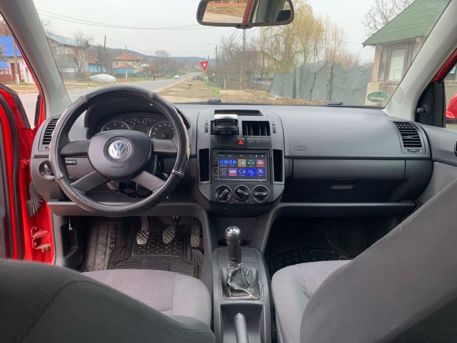 Volkswagen Polo ..