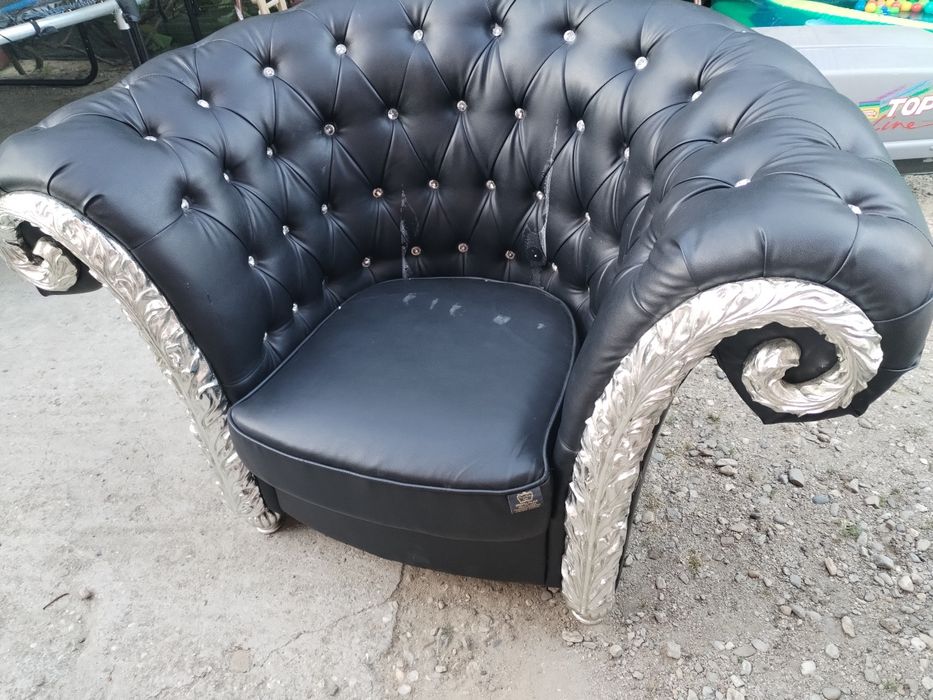 Vând fotoliu imitație din piele