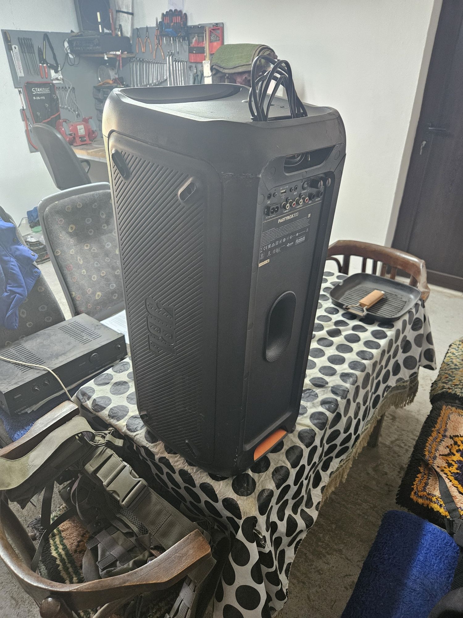 Jbl partybox 300 Активна тонколона