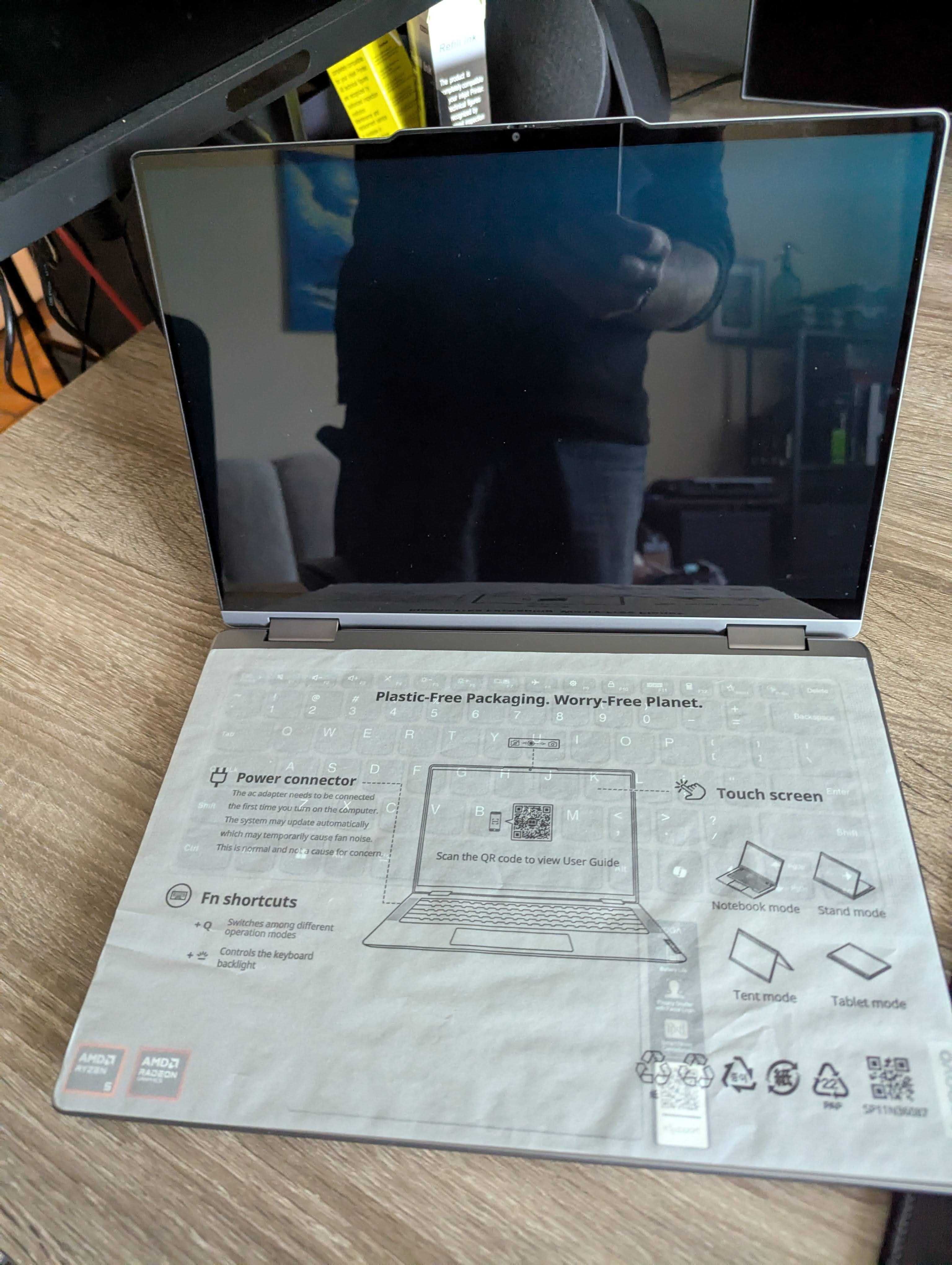 Laptop Ultrabook Lenovo Yoga Pro 7 14AHP9,AMD Ryzen 8640HS Garantie