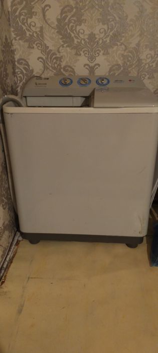 Продам машинку полуавтомат