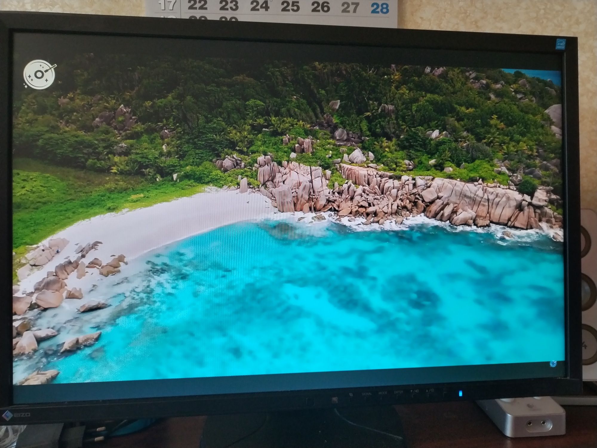 Монитор EIZO Flexscan EV2216W 22''