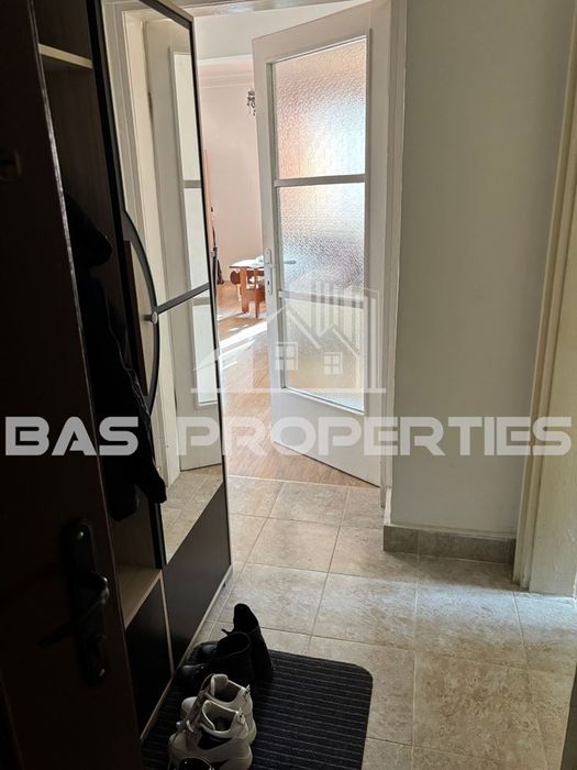 3-стаен в София-Център площ 72