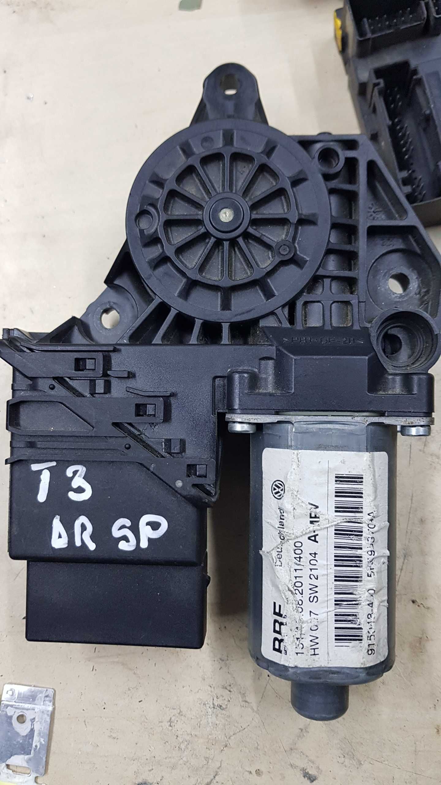Vînd motoras geam usă stînga față,dreapta față, dreapta spate, vw2014