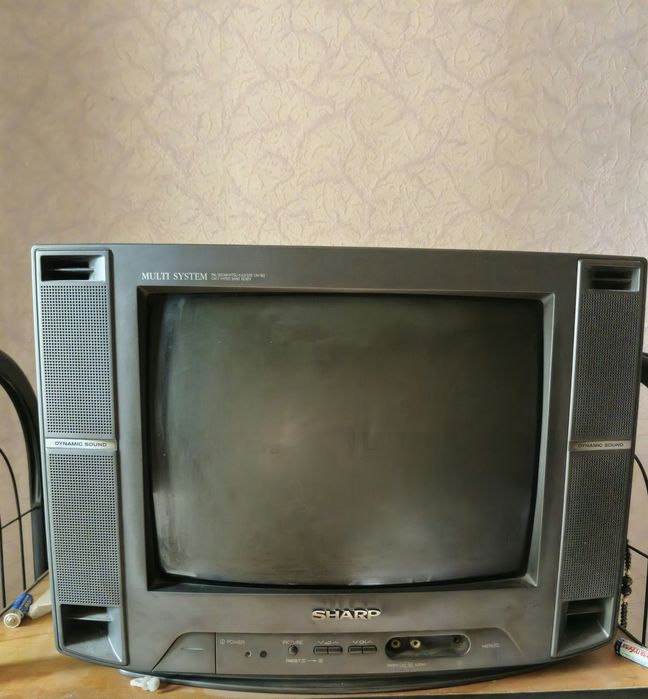 Продам  телевизор  диагональ  35