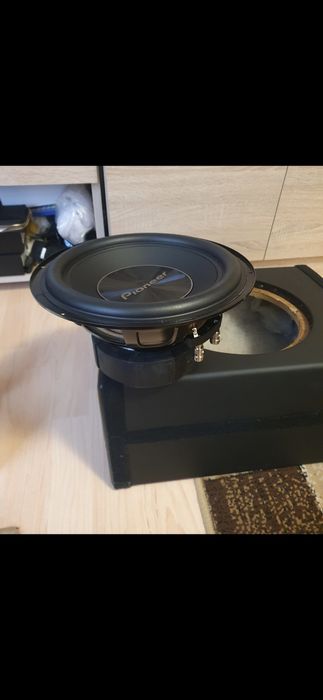 Subwoofer pioneer