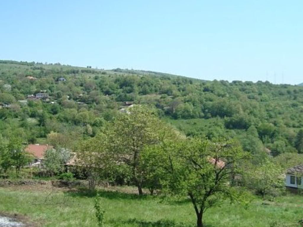 Продавам три парцела УПИ ,ТОК И ВОДА