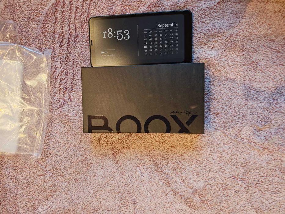 Четец за ел. книги BOOX Palma 6.13" - 128 gb - Гаранция