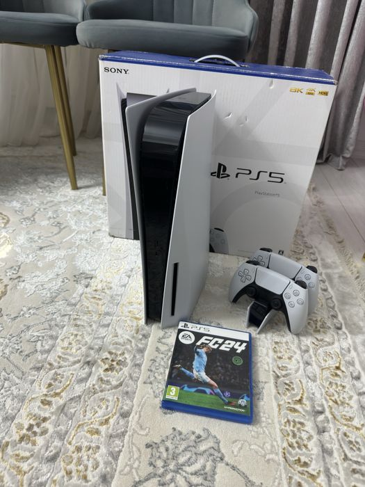 Продам Sony playstation 5 с 2 джостиками