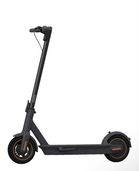 Продаётся электросамокат Ninebot KickScooter Max G30P(черный)