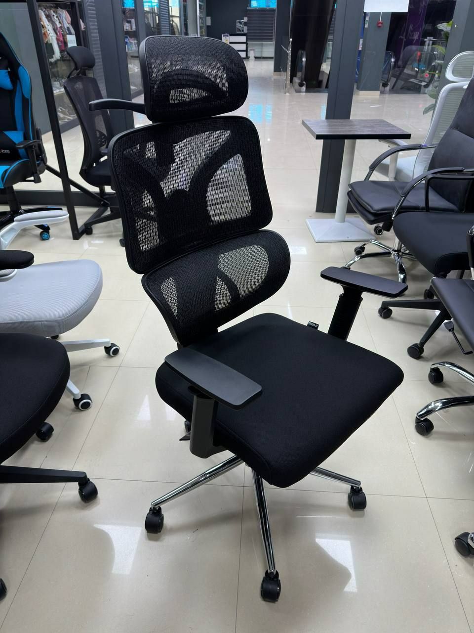Кресло для руководителя модель 7056 ВС