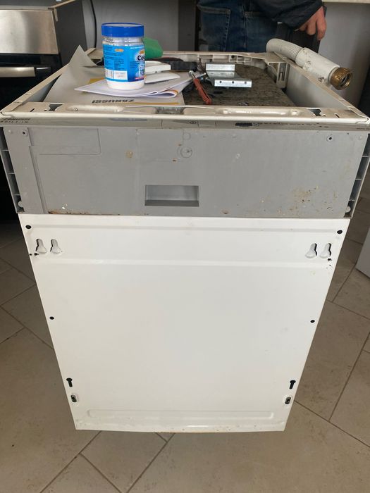 Съдомиялна Zanussi исползвана в добро  състояние 160 лв