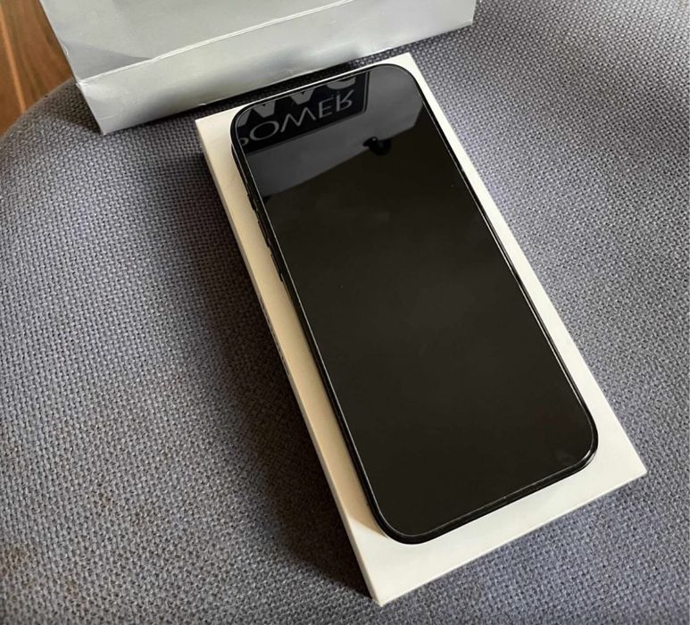 Iphone 16 pro max 256 GB Black! Factura!Garantie iStyle! Baterie 100%!