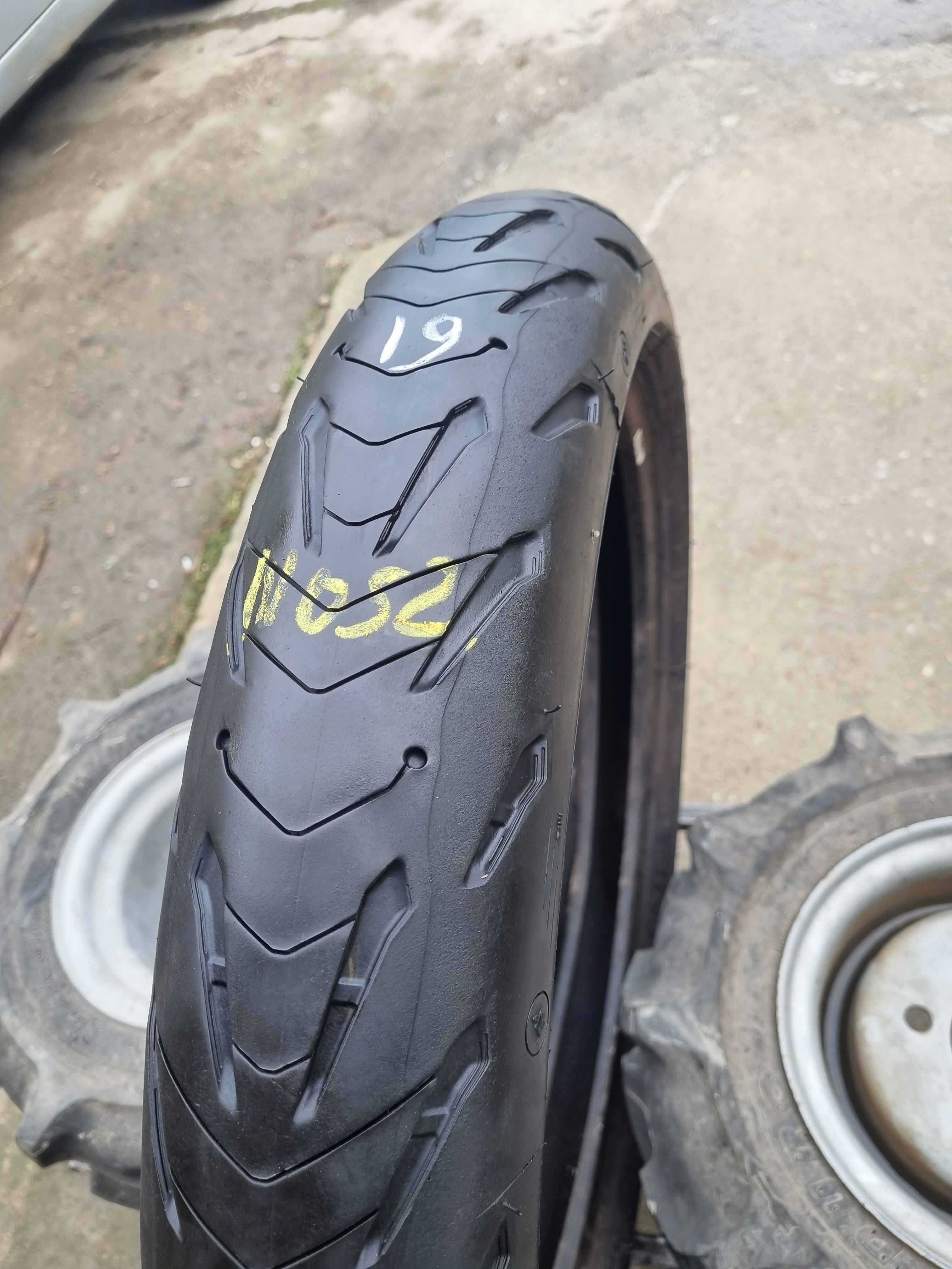 Cauciuc 120/70 ZR19 MICHELIN Road 5 Trail  60W - N052