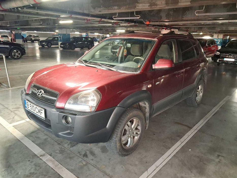 Vand Hyundai Tucson 4x4 cu GPL