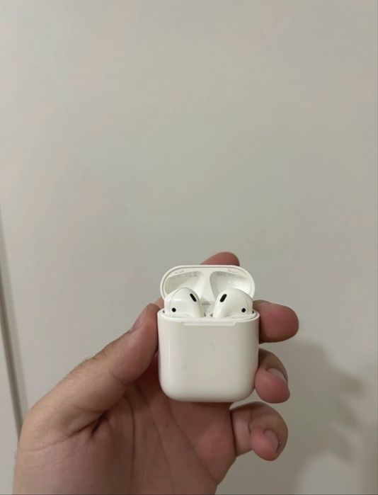 Apple Airpods 2